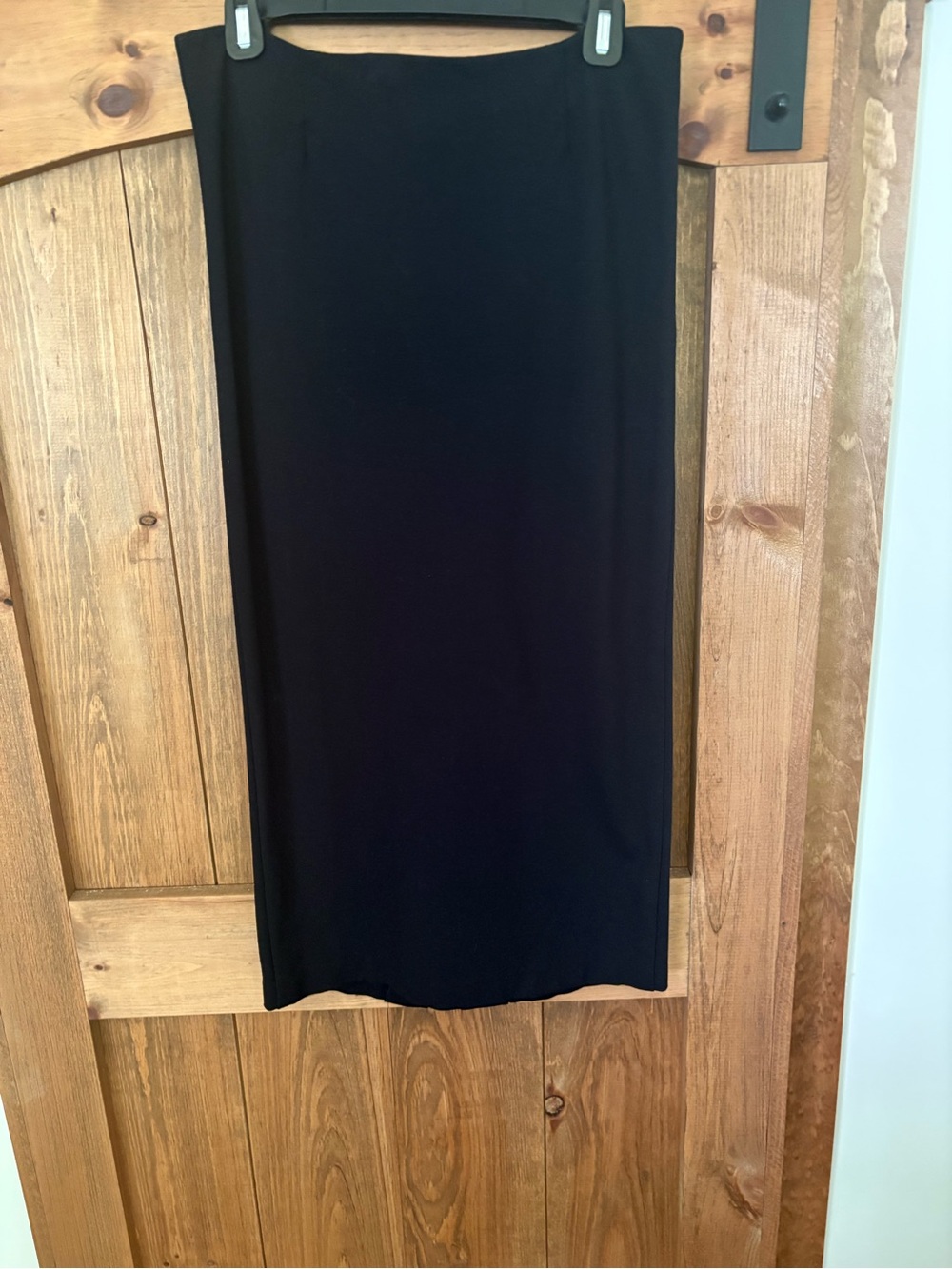 Jarbo Classic Black Straight Midi Pencil Skirt